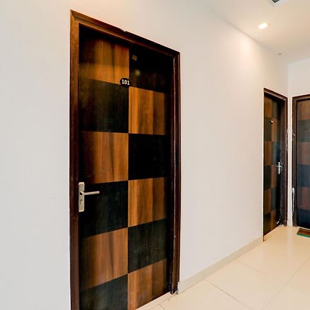 Super Collection O Kiara Guest House Lucknow Exterior photo