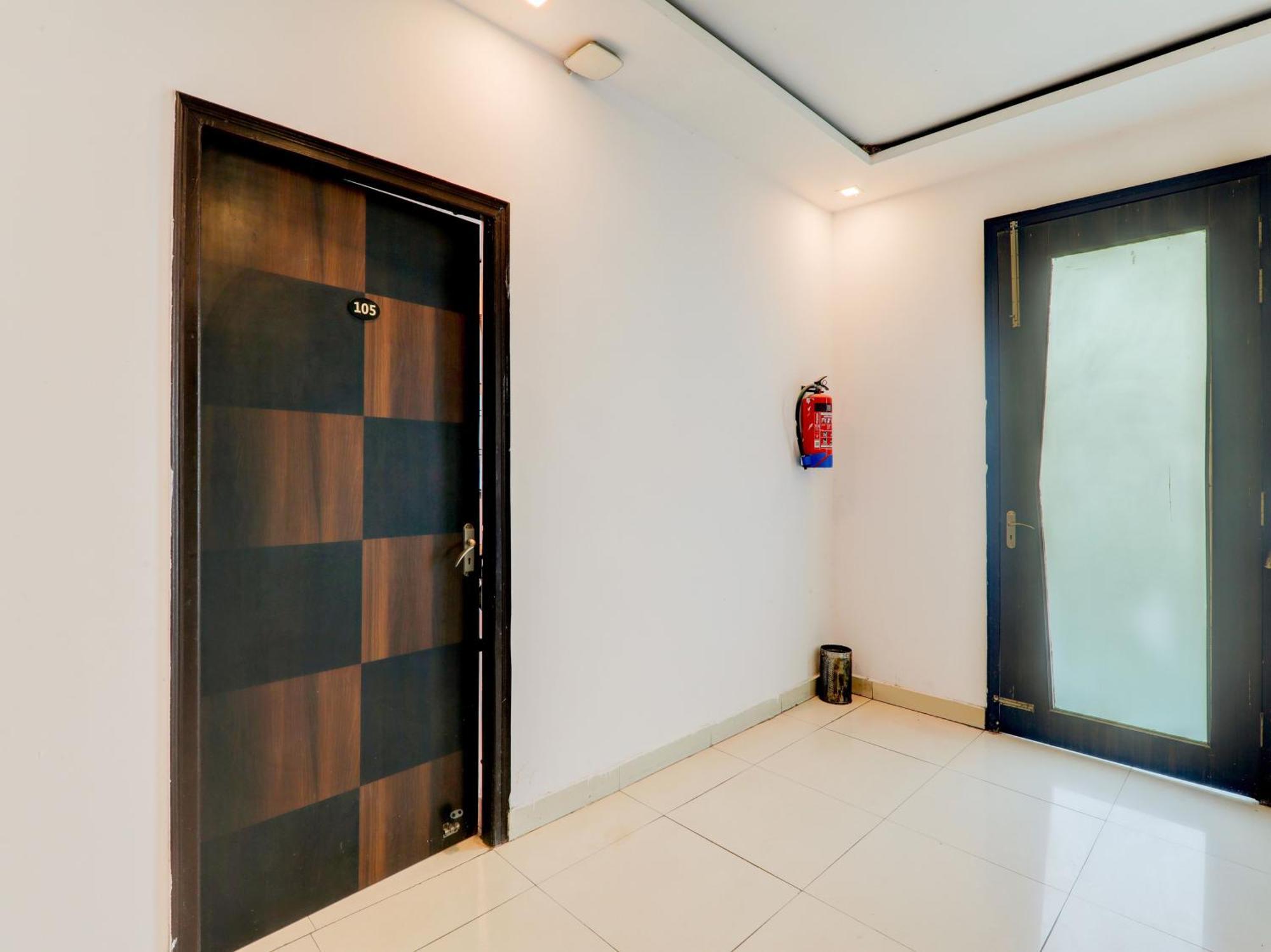 Super Collection O Kiara Guest House Lucknow Exterior photo