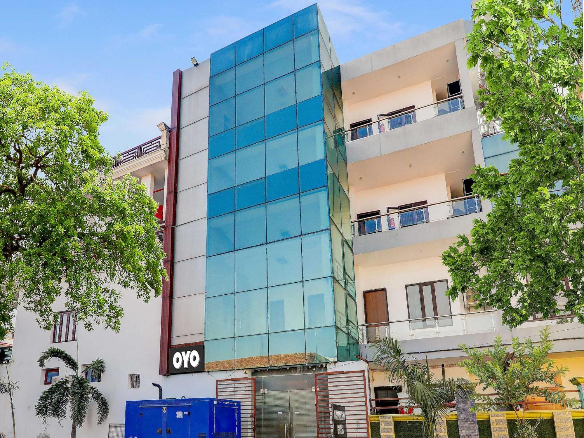 Super Collection O Kiara Guest House Lucknow Exterior photo