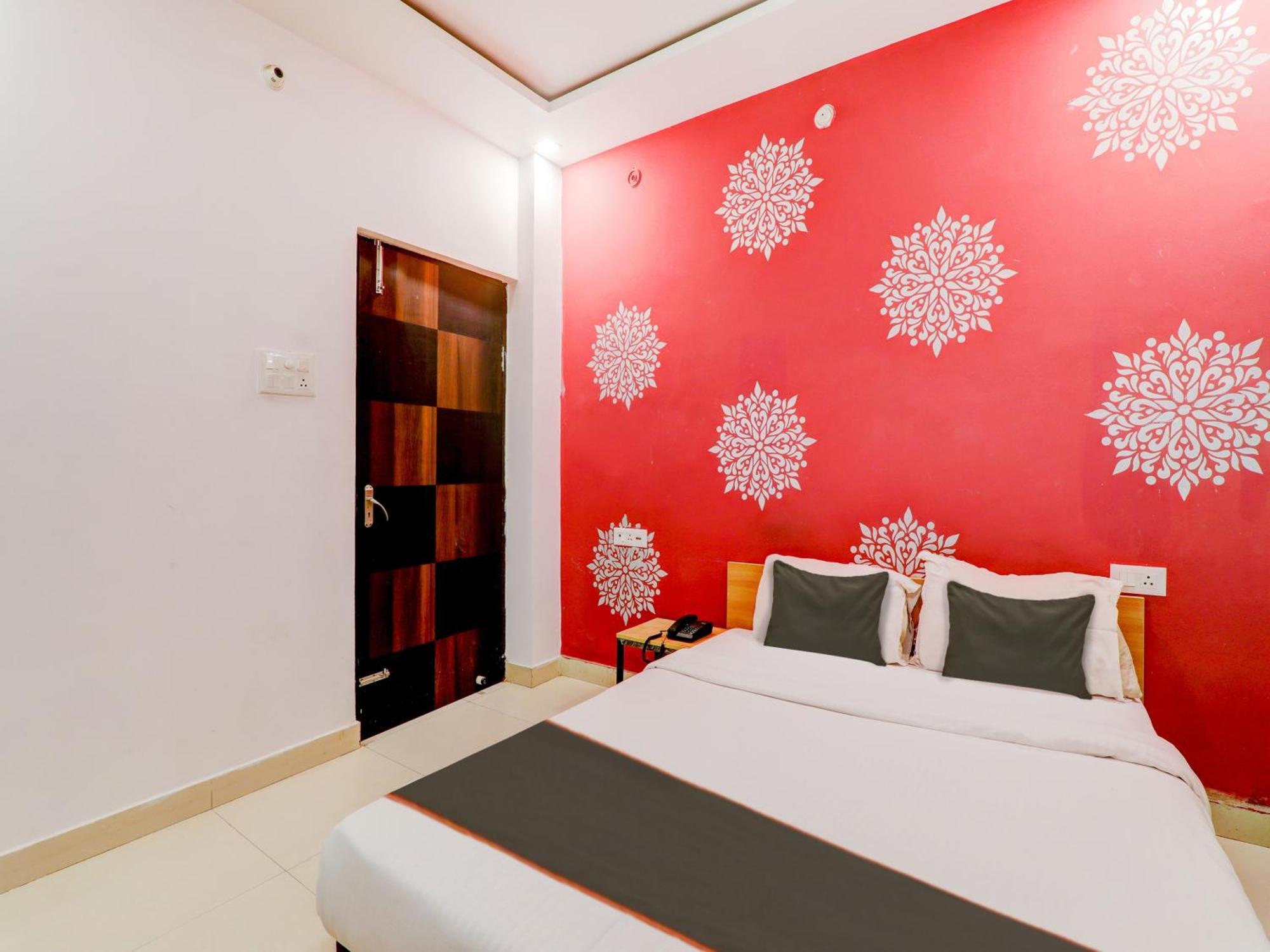 Super Collection O Kiara Guest House Lucknow Exterior photo