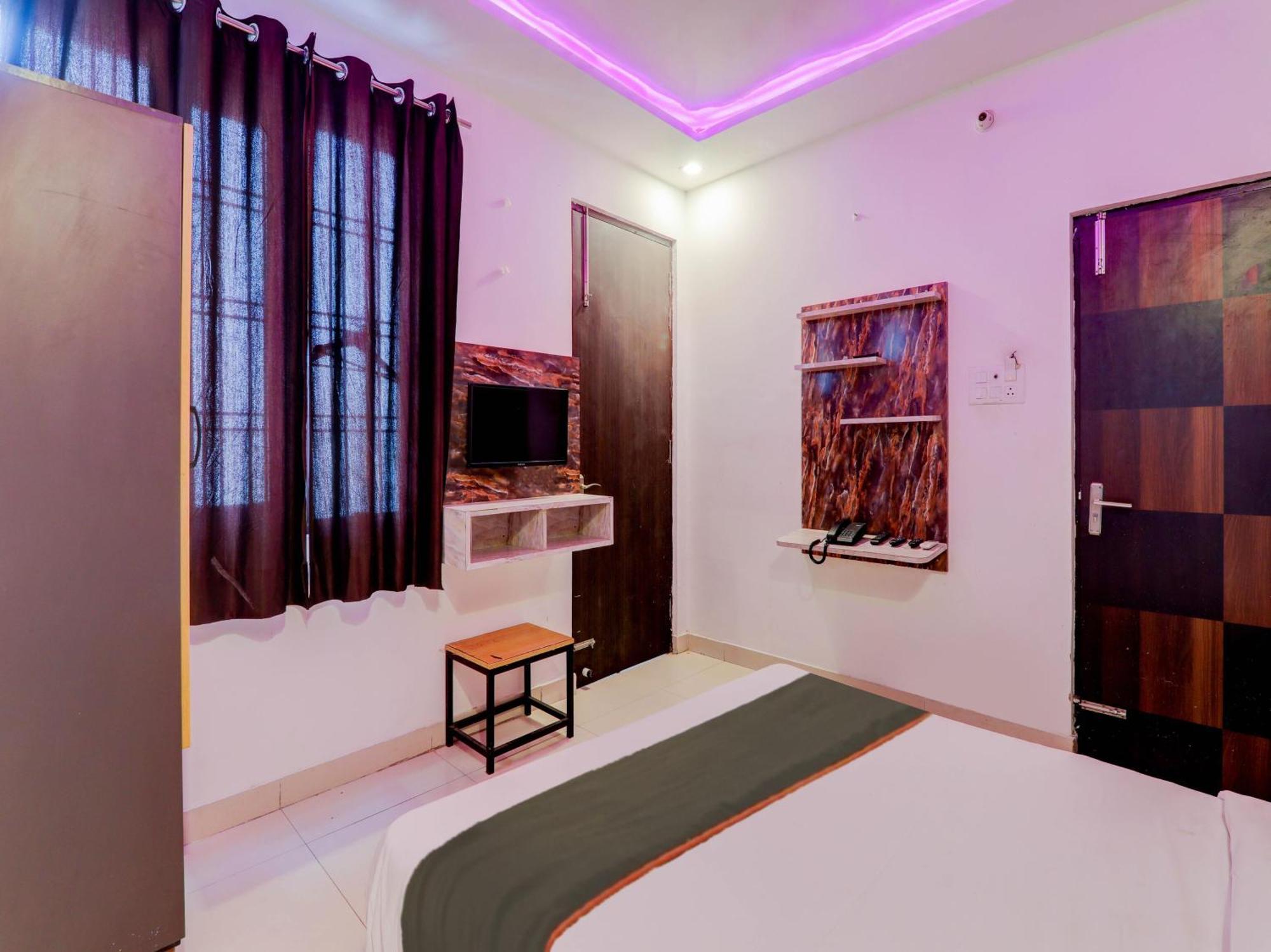 Super Collection O Kiara Guest House Lucknow Exterior photo
