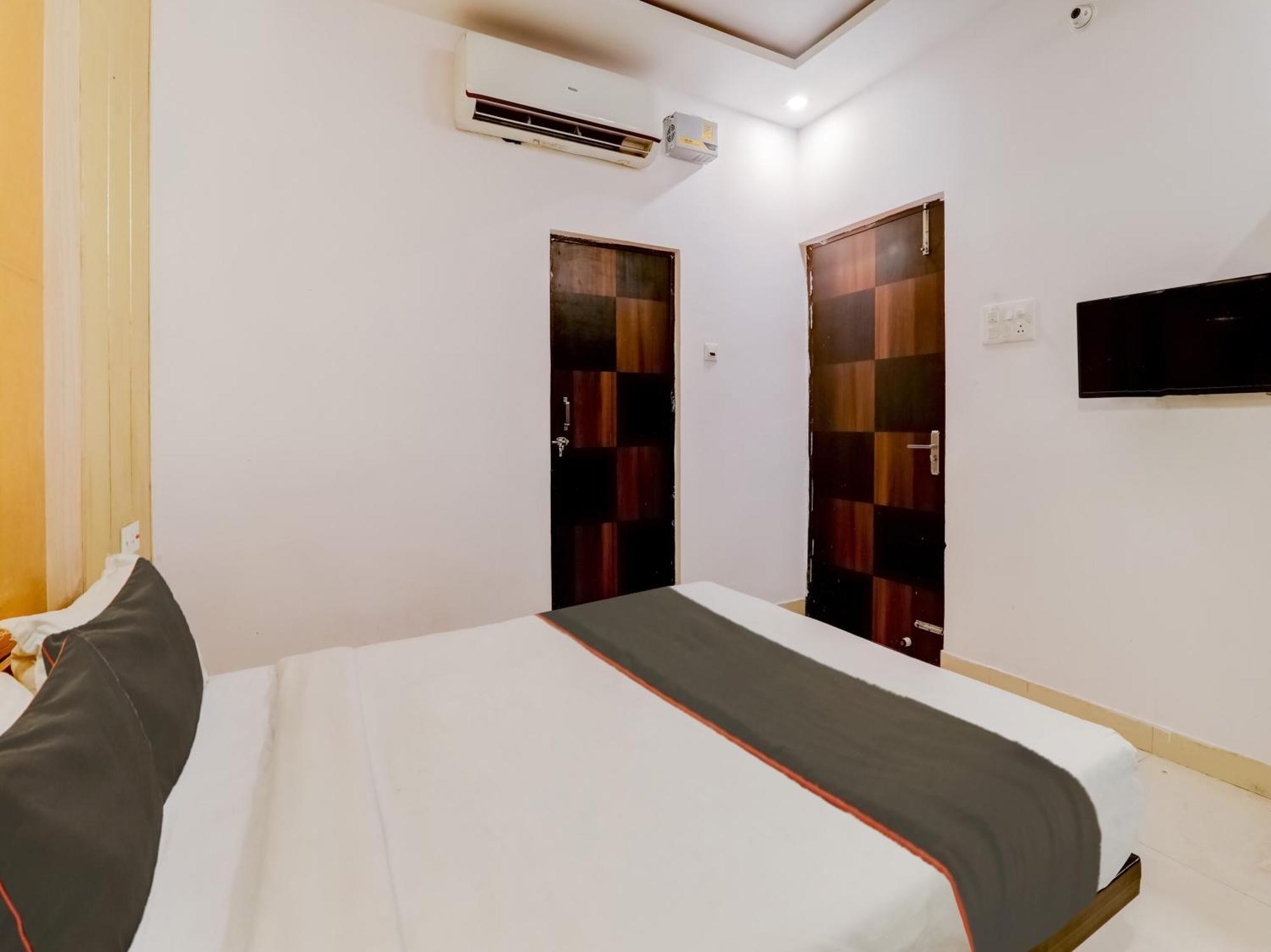 Super Collection O Kiara Guest House Lucknow Exterior photo